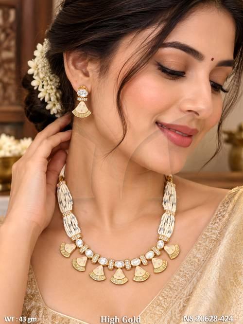 Designer Kundan Pearl Necklace Set With Earrings