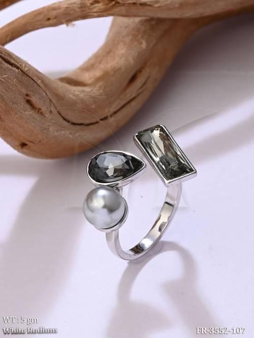 Elegant Western Statement Pearl Designer Finger Ring