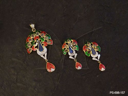 gorgeous peacock stone ad pendant set